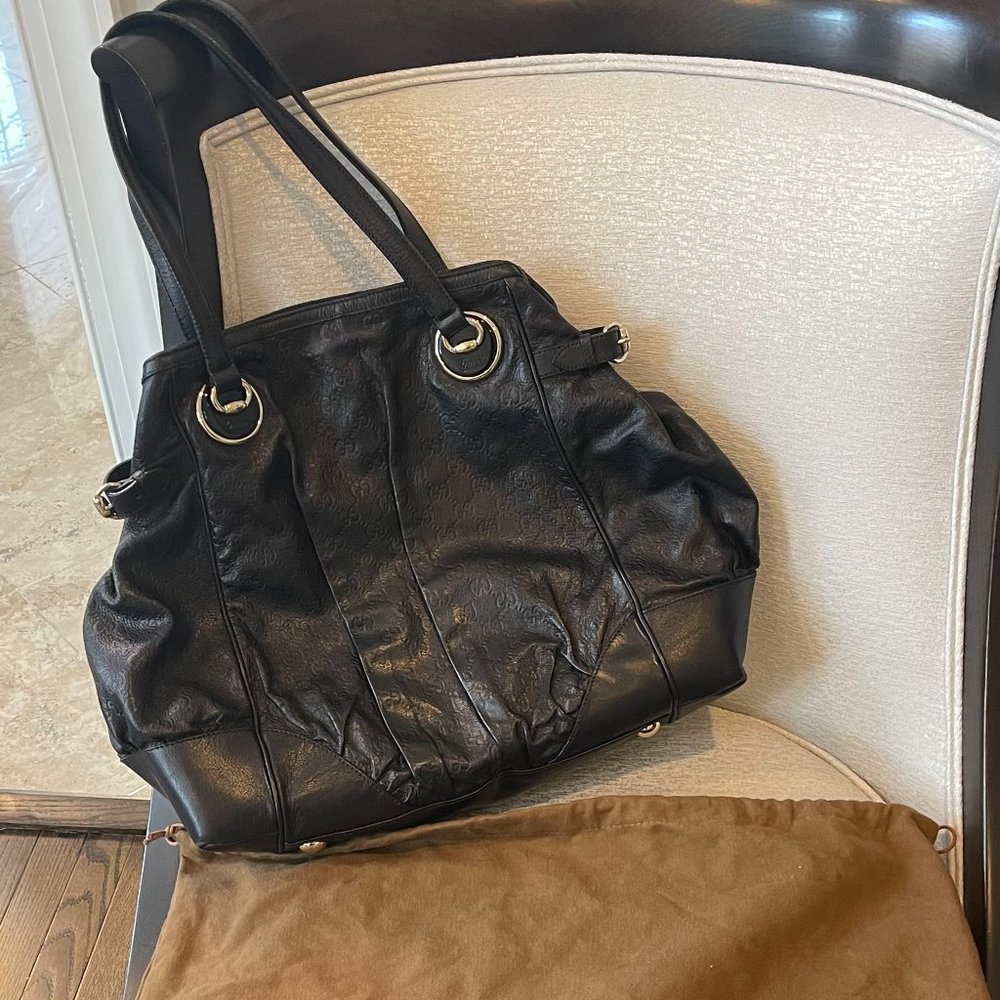 Gucci Large Full Moon Tote Black